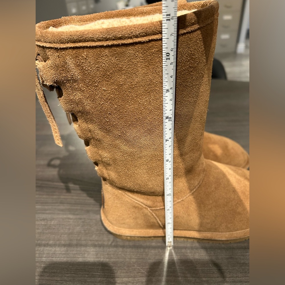 BEARPAW Women’s Suede Boots Size 8 - Picture 5 of 9
